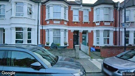 Rooms for rent in London NW2 - Photo from Google Street View