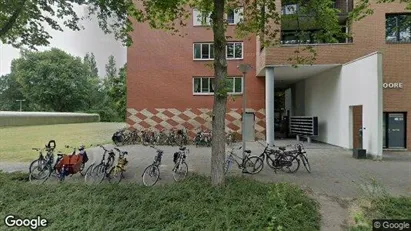 Apartments for rent in Amsterdam Slotervaart - Photo from Google Street View Apartments for rent in Amsterdam Slotervaart - Photo from Google Street View
