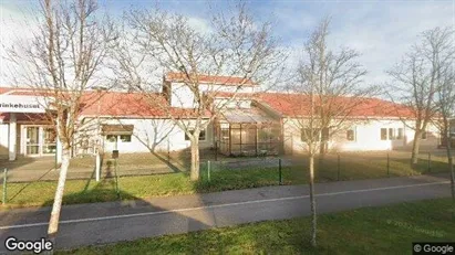 Apartments for rent in Vara - Photo from Google Street View Apartments for rent in Vara - Photo from Google Street View