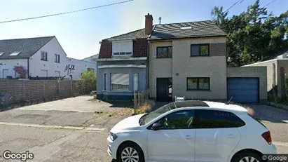 Apartments for rent in Moeskroen - Photo from Google Street View Apartments for rent in Moeskroen - Photo from Google Street View