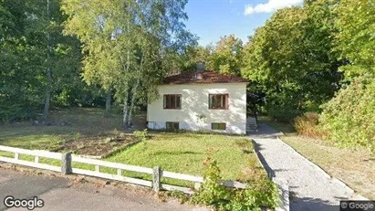 Apartments for rent in Emmaboda - Photo from Google Street View Apartments for rent in Emmaboda - Photo from Google Street View