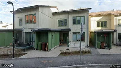 Apartments for rent in Sollentuna - Photo from Google Street View Apartments for rent in Sollentuna - Photo from Google Street View