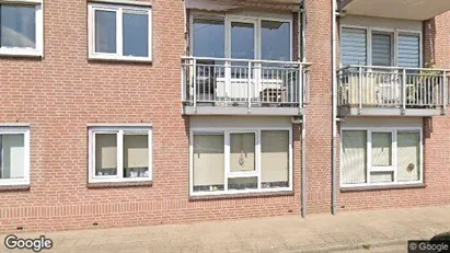 Apartments for rent in Rijnwaarden - Photo from Google Street View Apartments for rent in Rijnwaarden - Photo from Google Street View
