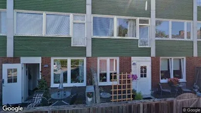 Apartments for rent in Örebro - Photo from Google Street View Apartments for rent in Örebro - Photo from Google Street View
