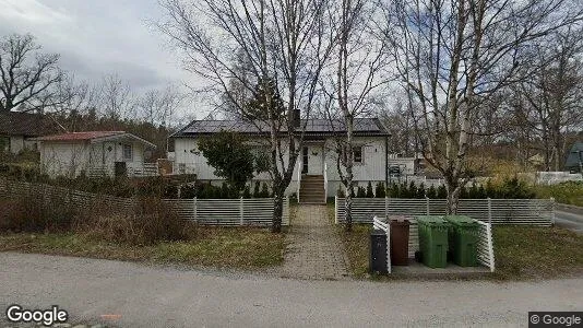 Rooms for rent in Huddinge - Photo from Google Street View