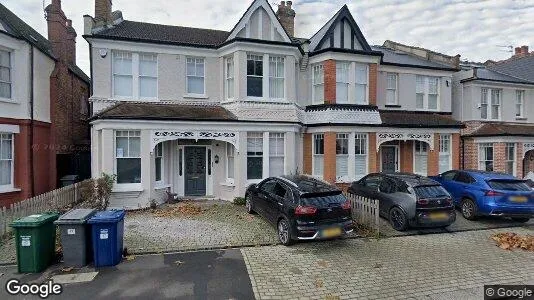 Apartments for rent in London N3 - Photo from Google Street View