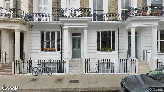 Apartments for rent in London W11 - Photo from Google Street View
