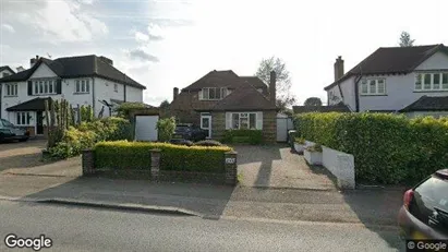 Apartments for rent in Wallington - Surrey - Photo from Google Street View