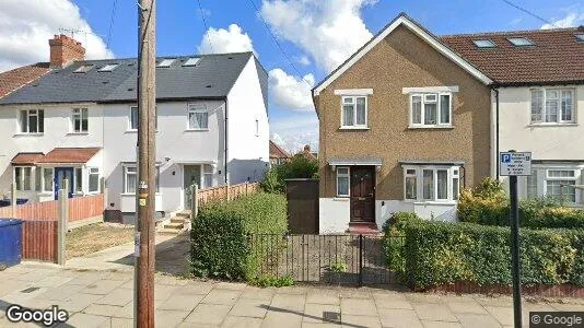 Rooms for rent in London W3 - Photo from Google Street View