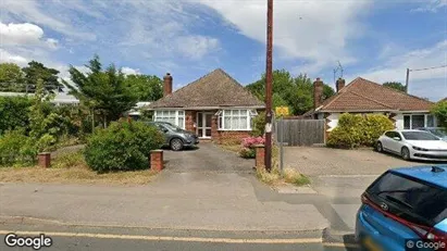 Apartments for rent in Reading - Berkshire - Photo from Google Street View