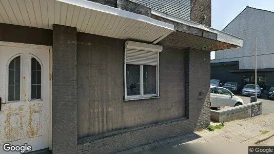 Apartments for rent in Moeskroen - Photo from Google Street View