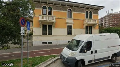 Rooms for rent in Milano Zona 2 - Stazione Centrale, Gorla, Turro, Greco, Crescenzago - Photo from Google Street View