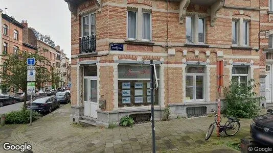 Apartments for rent in Brussels Schaarbeek - Photo from Google Street View