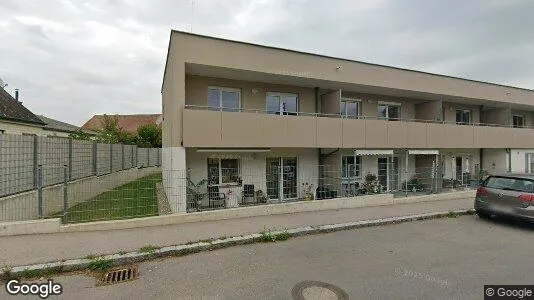 Apartments for rent in Drösing - Photo from Google Street View