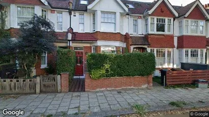 Apartments for rent in London W4 - Photo from Google Street View