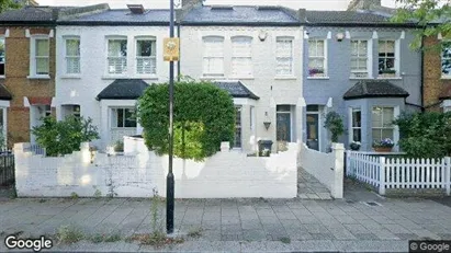 Apartments for rent in London W4 - Photo from Google Street View
