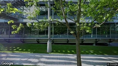 Apartments for rent in London E14 - Photo from Google Street View