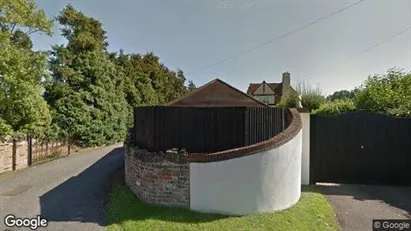 Apartments for rent in Gerrards Cross - Buckinghamshire - Photo from Google Street View