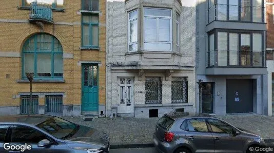 Apartments for rent in Brussels Elsene - Photo from Google Street View
