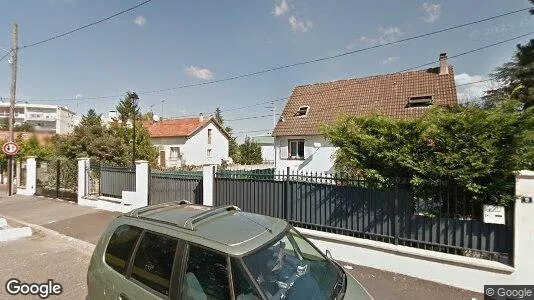 Apartments for rent in Évry - Photo from Google Street View