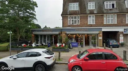 Rooms for rent in London NW11 - Photo from Google Street View