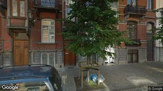 Apartments for rent in Brussels Schaarbeek - Photo from Google Street View