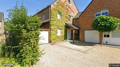 Apartments for rent in Incourt - Photo from Google Street View