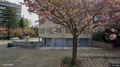 Apartments for rent in Brussels Elsene - Photo from Google Street View