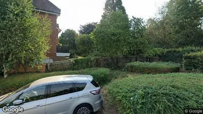 Apartments for rent in Abingdon - Oxfordshire - Photo from Google Street View