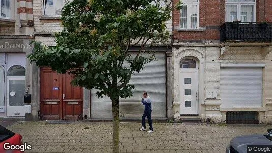 Apartments for rent in Brussels Schaarbeek - Photo from Google Street View