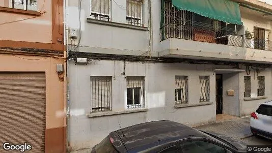 Apartments for rent in Paterna - Photo from Google Street View