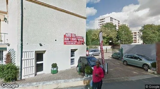 Apartments for rent in Pontoise - Photo from Google Street View