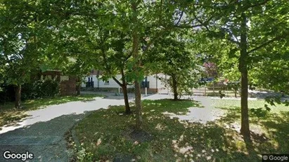 Apartments for rent in Basildon - Essex - Photo from Google Street View