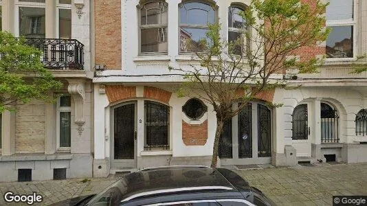 Apartments for rent in Brussels Elsene - Photo from Google Street View