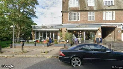 Rooms for rent in London NW11 - Photo from Google Street View