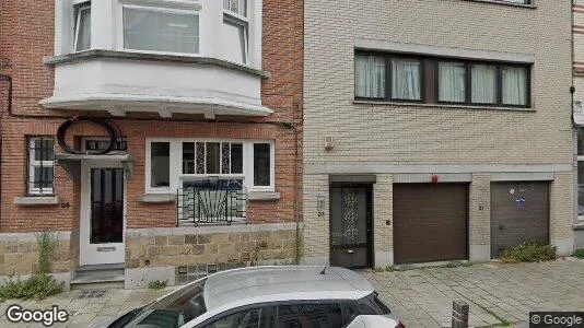 Apartments for rent in Brussels Schaarbeek - Photo from Google Street View