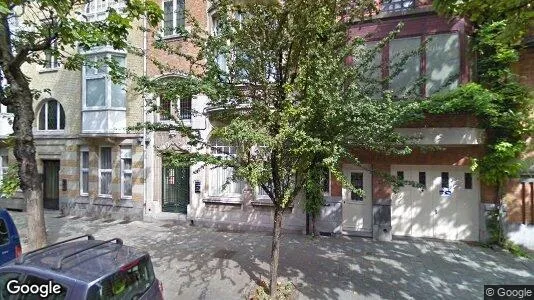 Apartments for rent in Brussels Schaarbeek - Photo from Google Street View