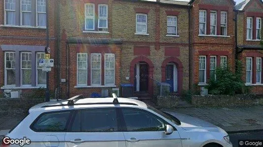 Apartments for rent in London W10 - Photo from Google Street View
