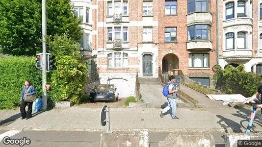 Apartments for rent in Brussels Schaarbeek - Photo from Google Street View