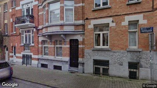Apartments for rent in Brussels Schaarbeek - Photo from Google Street View