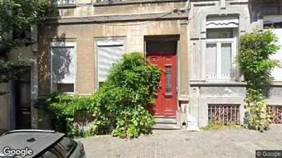 Apartments for rent in Brussels Schaarbeek - Photo from Google Street View