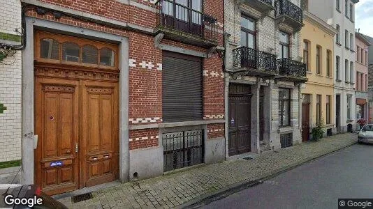 Apartments for rent in Brussels Schaarbeek - Photo from Google Street View