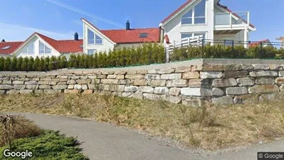 Apartments for rent in Fjell - Photo from Google Street View