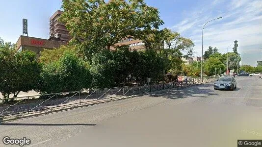 Apartments for rent in Madrid Ciudad Lineal - Photo from Google Street View