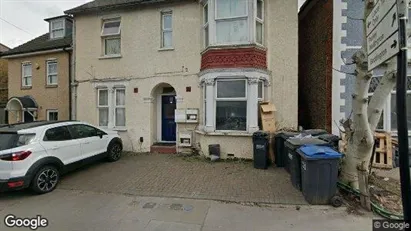 Apartments for rent in Croydon - Surrey - Photo from Google Street View