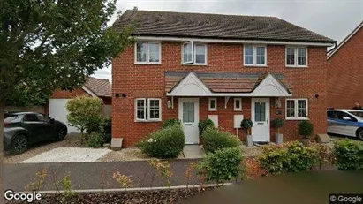 Apartments for rent in Aylesbury - Buckinghamshire - Photo from Google Street View