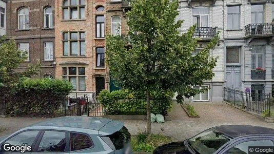 Apartments for rent in Brussels Schaarbeek - Photo from Google Street View