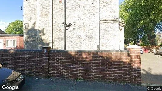 Apartments for rent in Reading - Berkshire - Photo from Google Street View