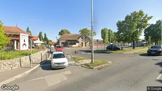 Apartments for rent in Szentendrei - Photo from Google Street View