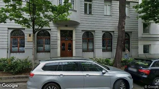 Apartments for rent in Wien Wieden - Photo from Google Street View